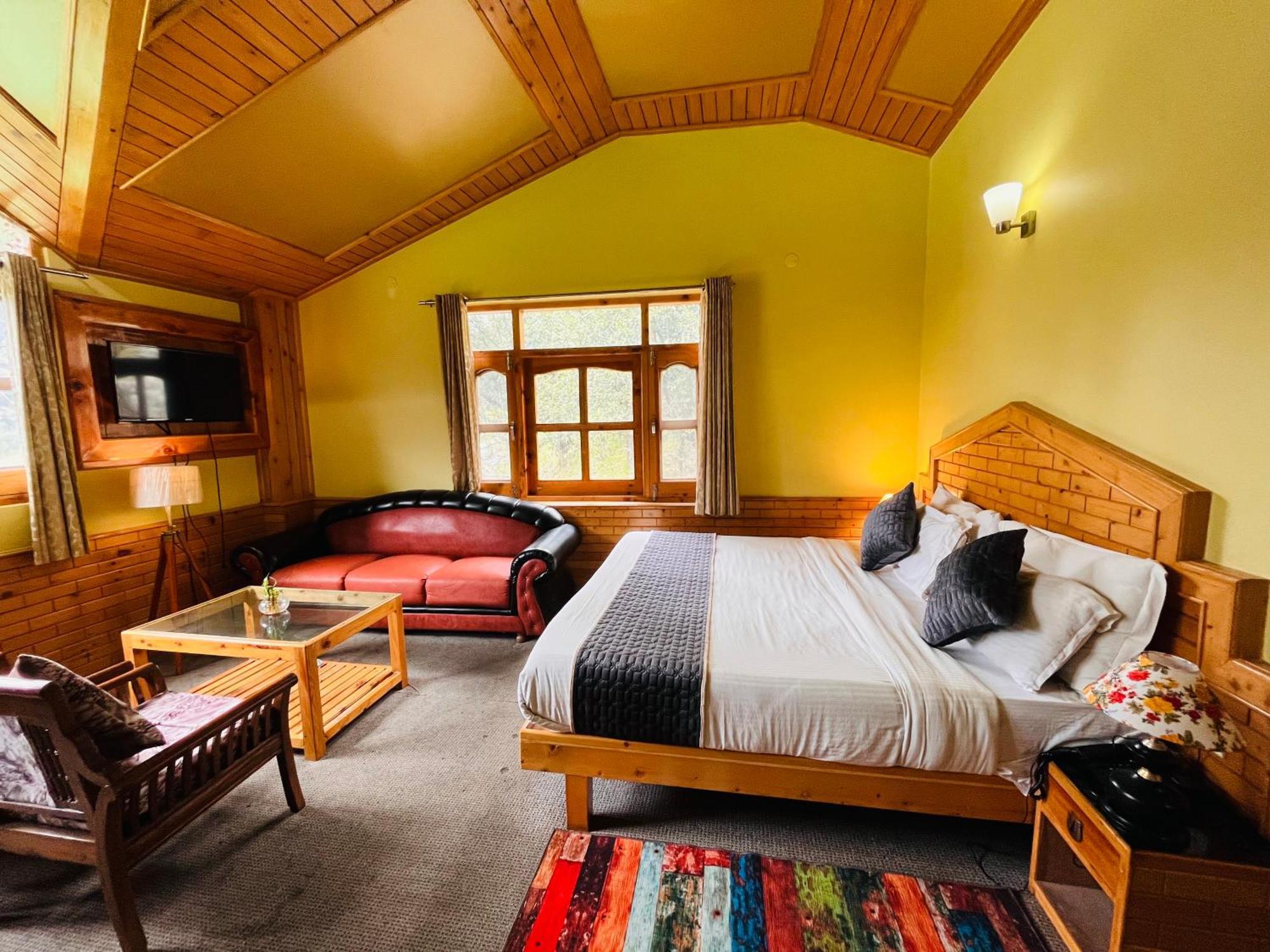 Hotel Hollywood Manali - Scenic River & Mountain View With Premium Rooms Exterior foto