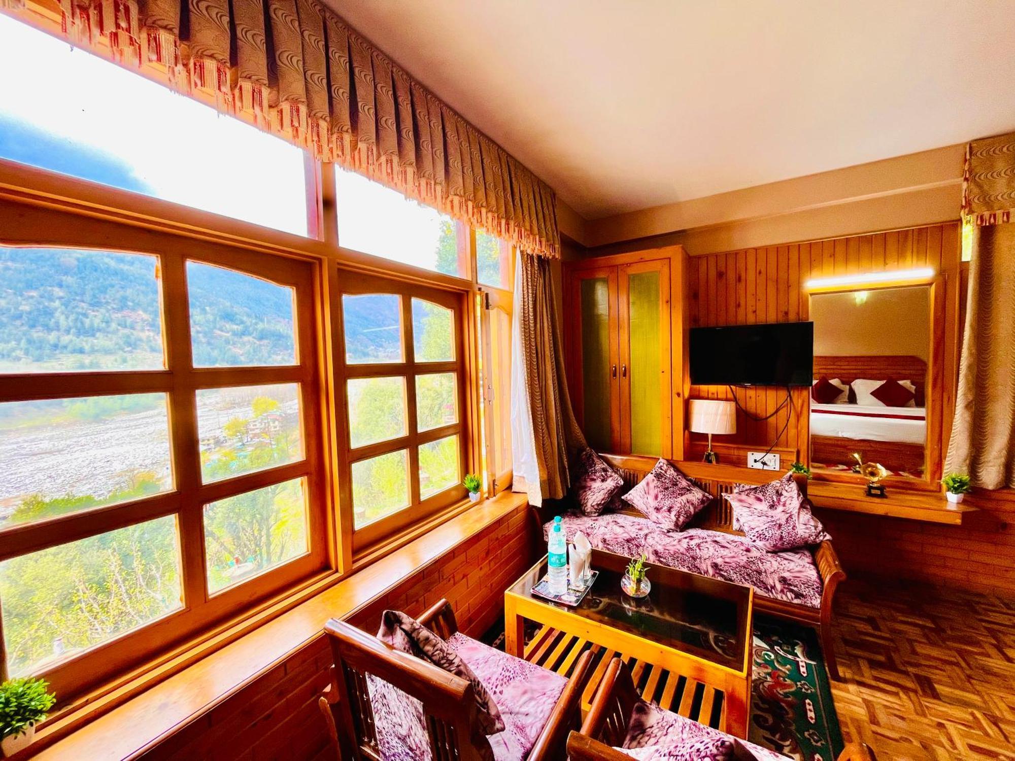 Hotel Hollywood Manali - Scenic River & Mountain View With Premium Rooms Exterior foto