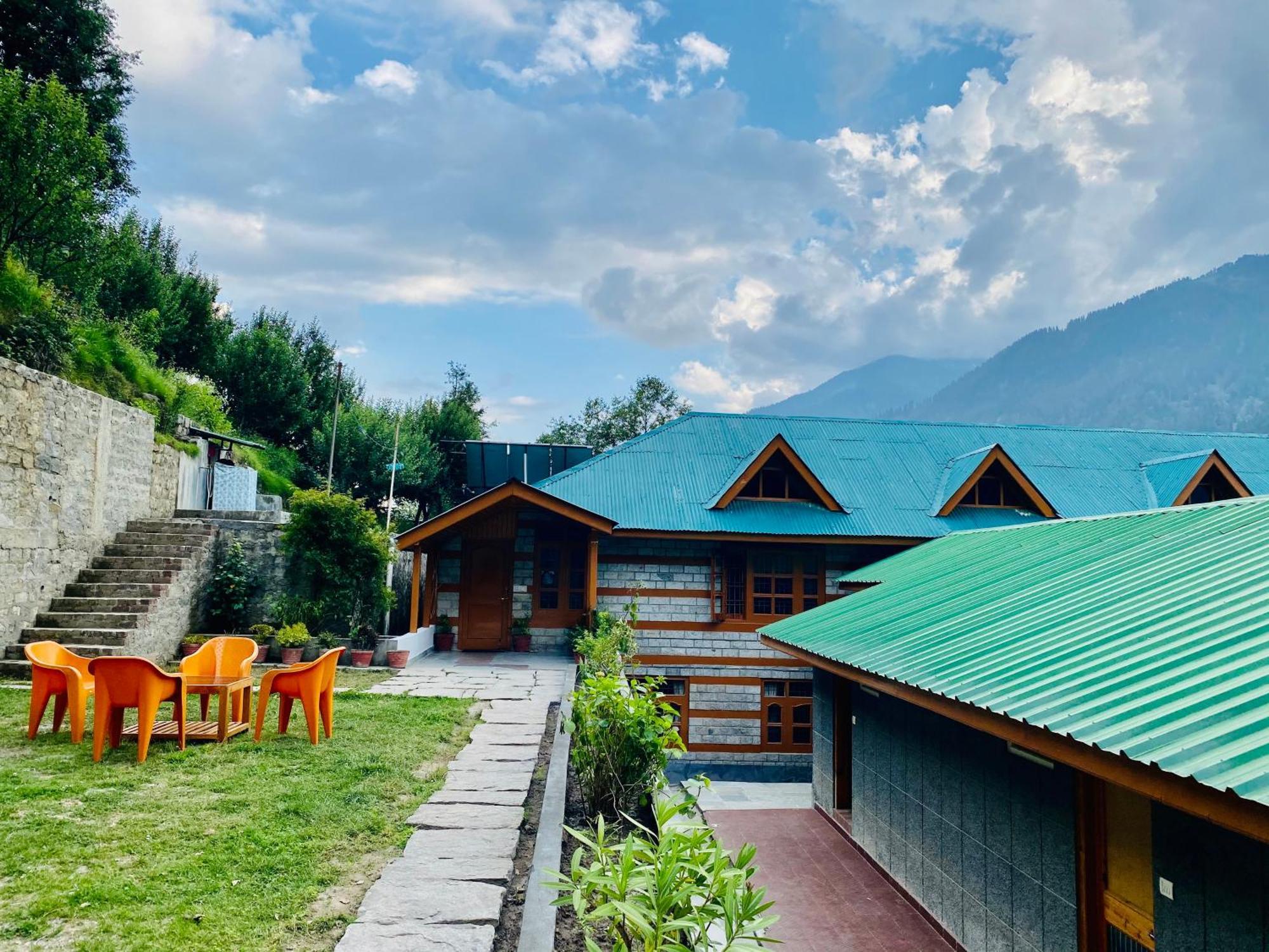Hotel Hollywood Manali - Scenic River & Mountain View With Premium Rooms Exterior foto