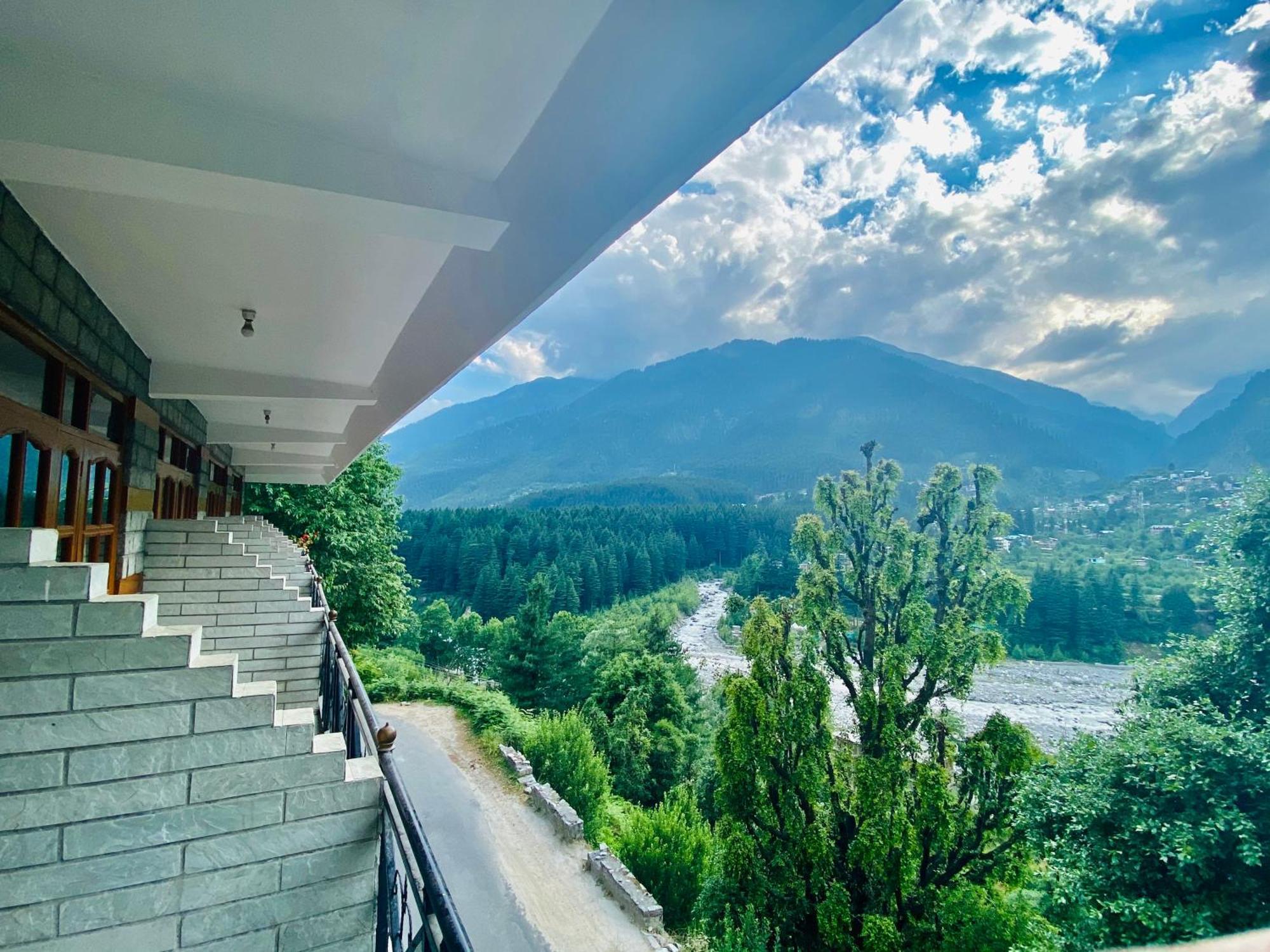 Hotel Hollywood Manali - Scenic River & Mountain View With Premium Rooms Exterior foto