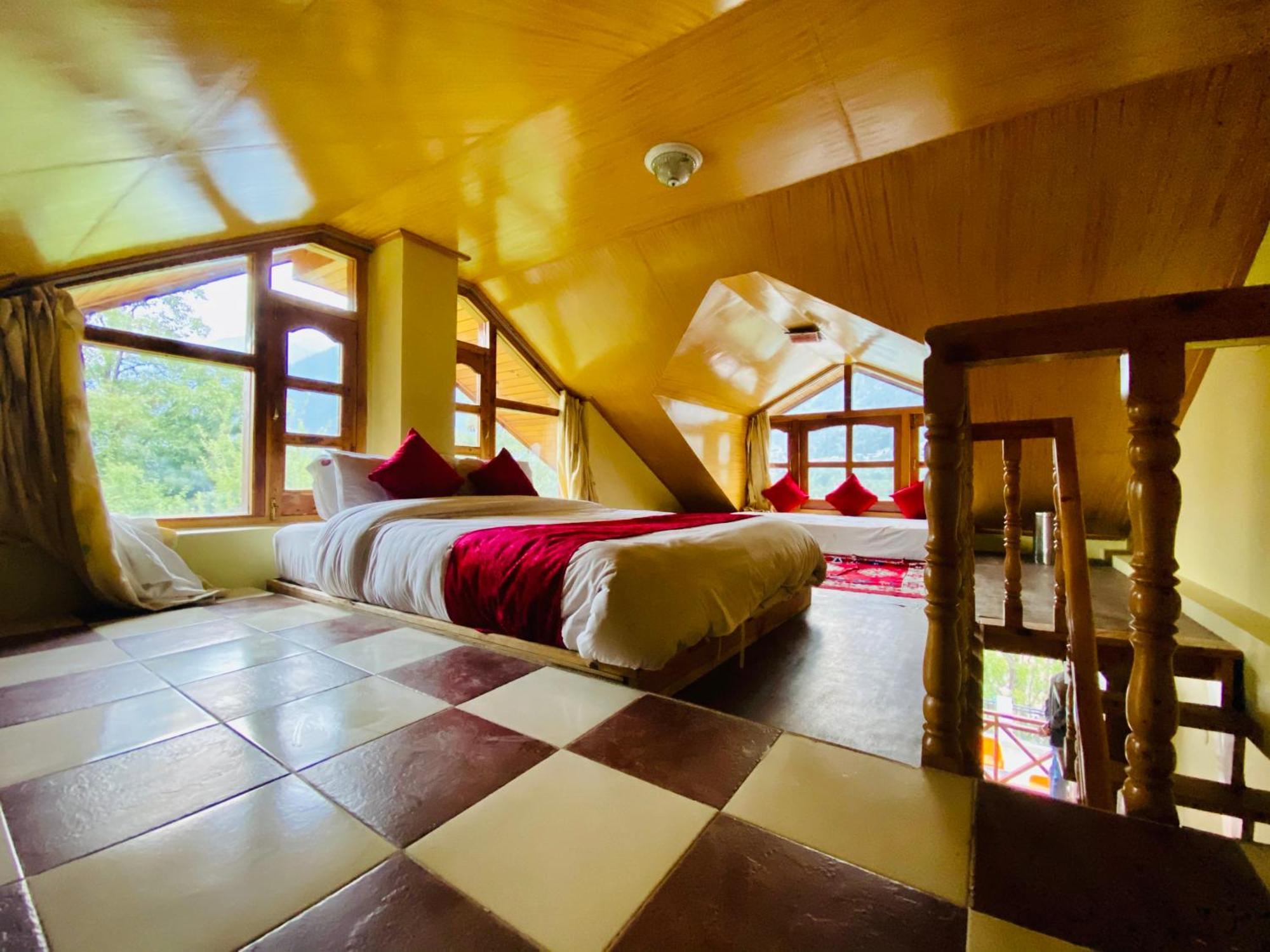 Hotel Hollywood Manali - Scenic River & Mountain View With Premium Rooms Exterior foto